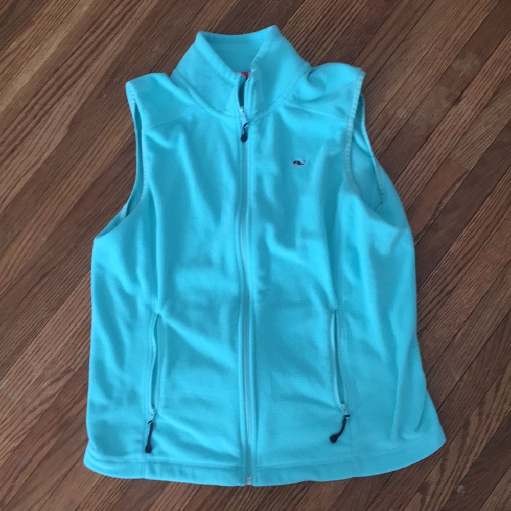 Vineyard vines vest